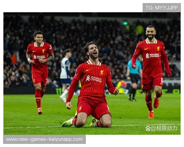 利物浦萨拉赫精彩斜传助攻进球